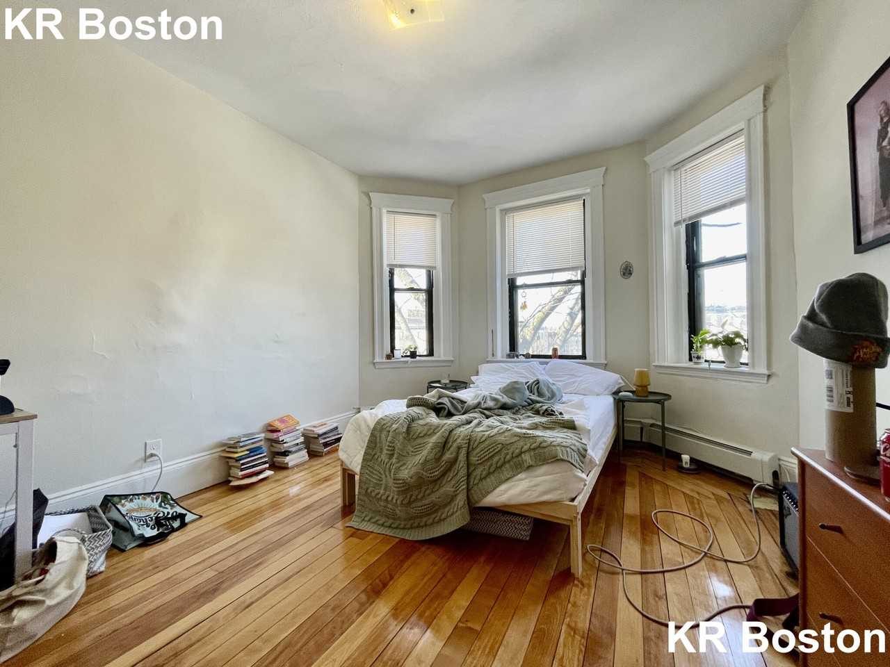 Commonwealth Ave. & Kelton St. #6 - Photo 2 of 50