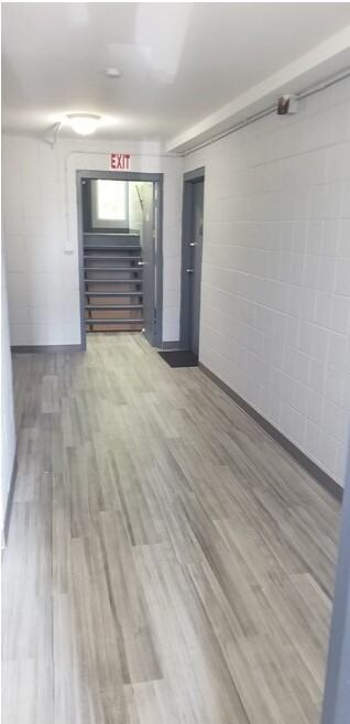 Hillcrest - Photo 6 of 12