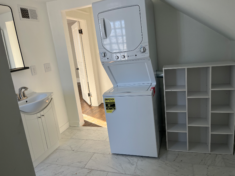 1045 N Main St #1045APTB - Photo 2 of 11