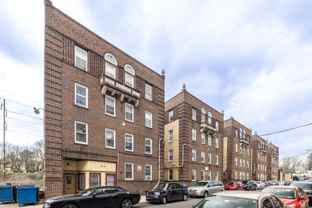 518 W King St #125B - Photo 1 of 1