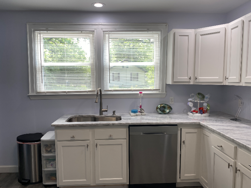 1006 Shallowford Rd - Photo 3 of 20