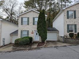 featured image of 1027 Elkins Dr