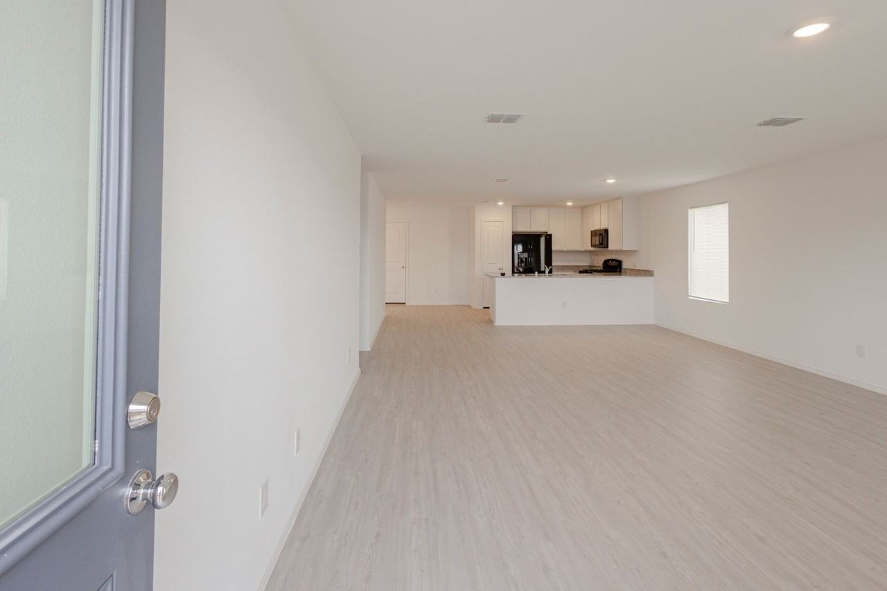 7713 Gus Wilson Dr - Photo 5 of 28