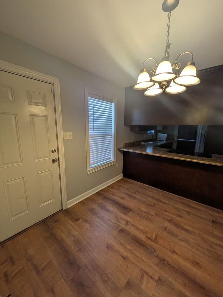 20 North Moody Drive - Photo 7 of 17