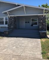 featured image of 104 10th St