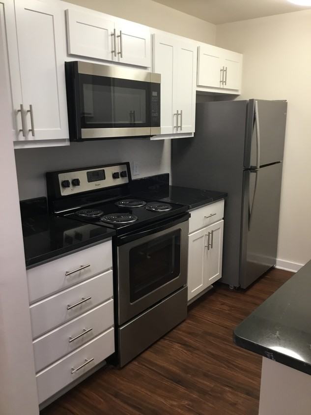 Patriots Way Apartments Move in Special get 2 months FREE if you move in by 12/15/25 - Photo 2 of 10