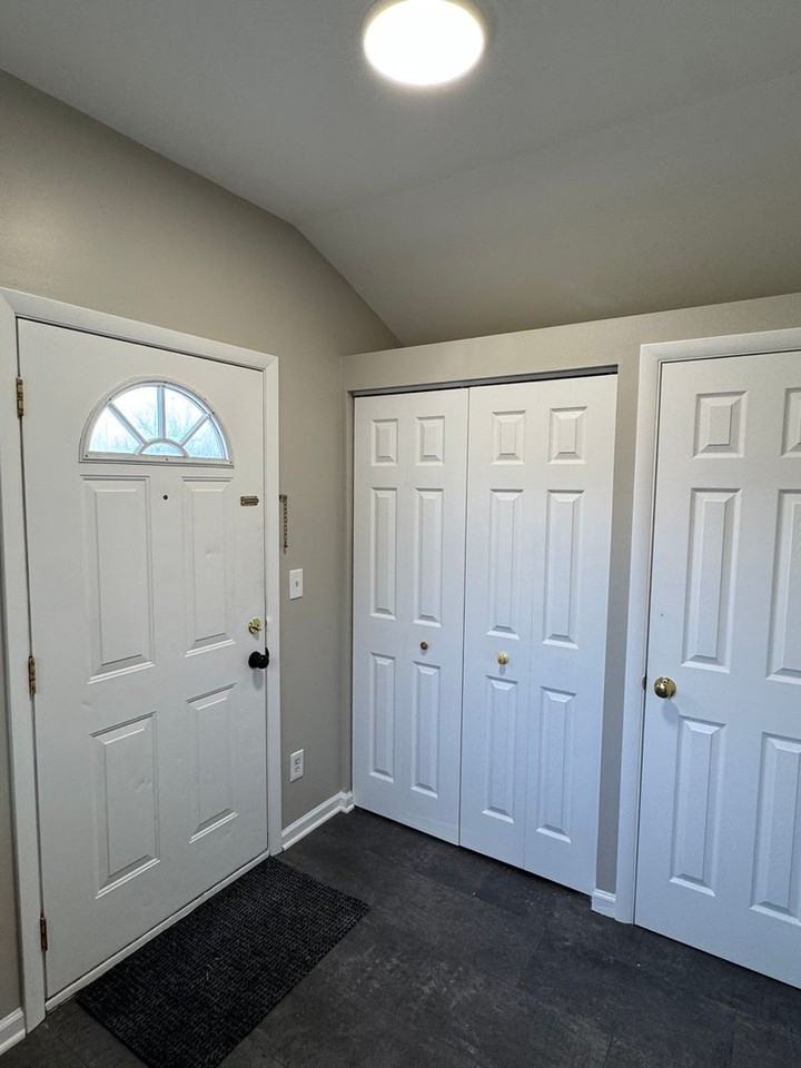 2325 Johnstown - Photo 3 of 36