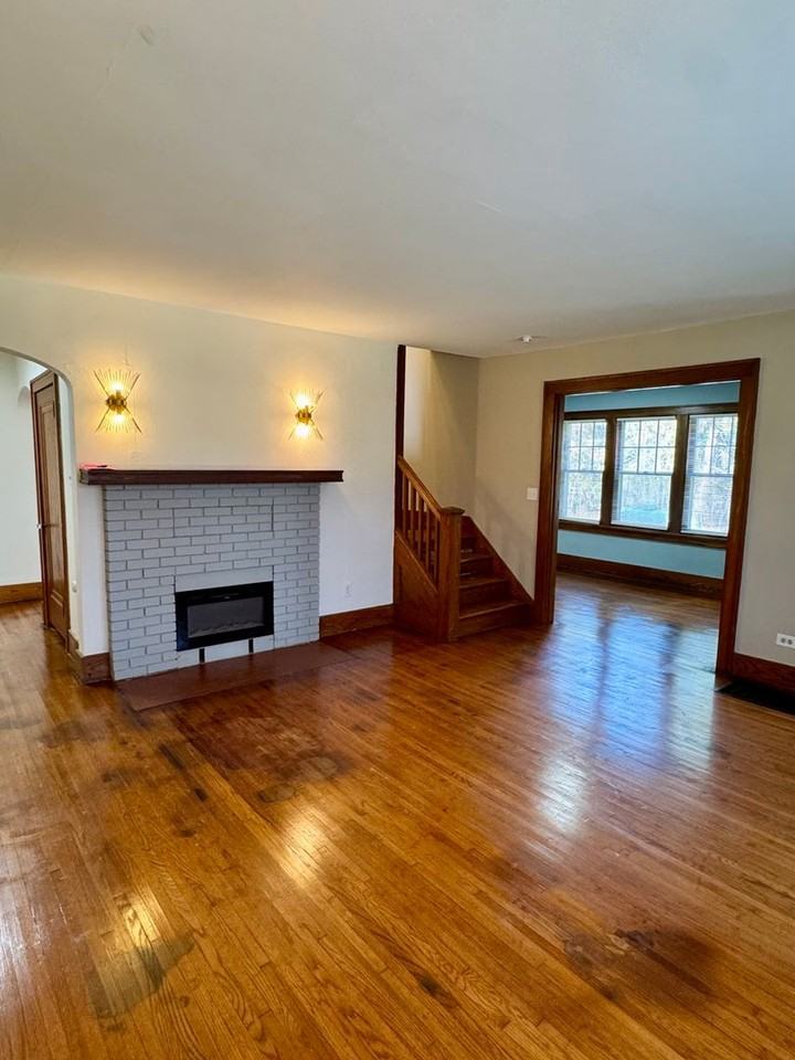 5830 Thomas Rd - Photo 3 of 50