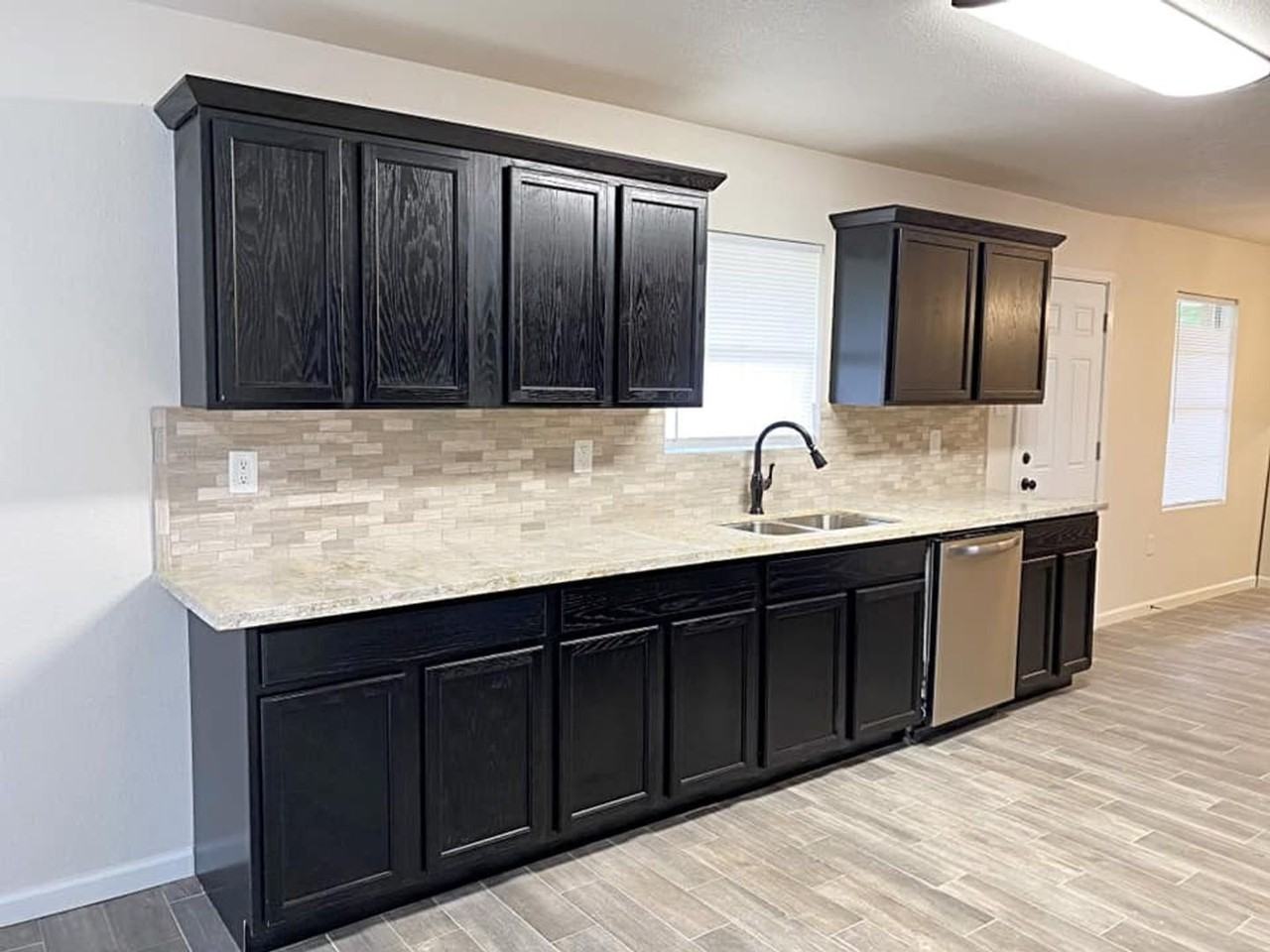 119 Pinevale Way - Photo 3 of 14