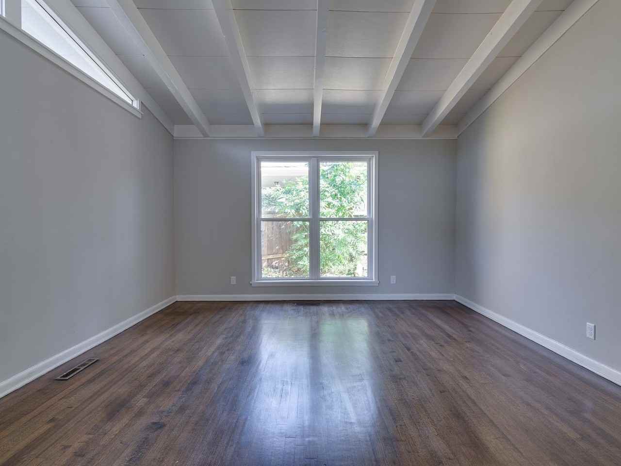 5157 Mason Rd - Photo 5 of 18