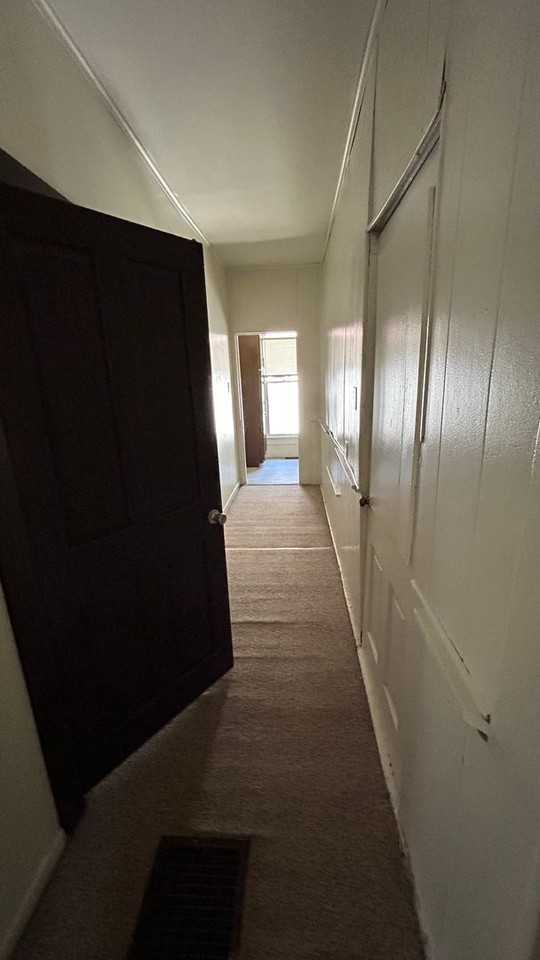 310 East 11th Street - Photo 7 of 12