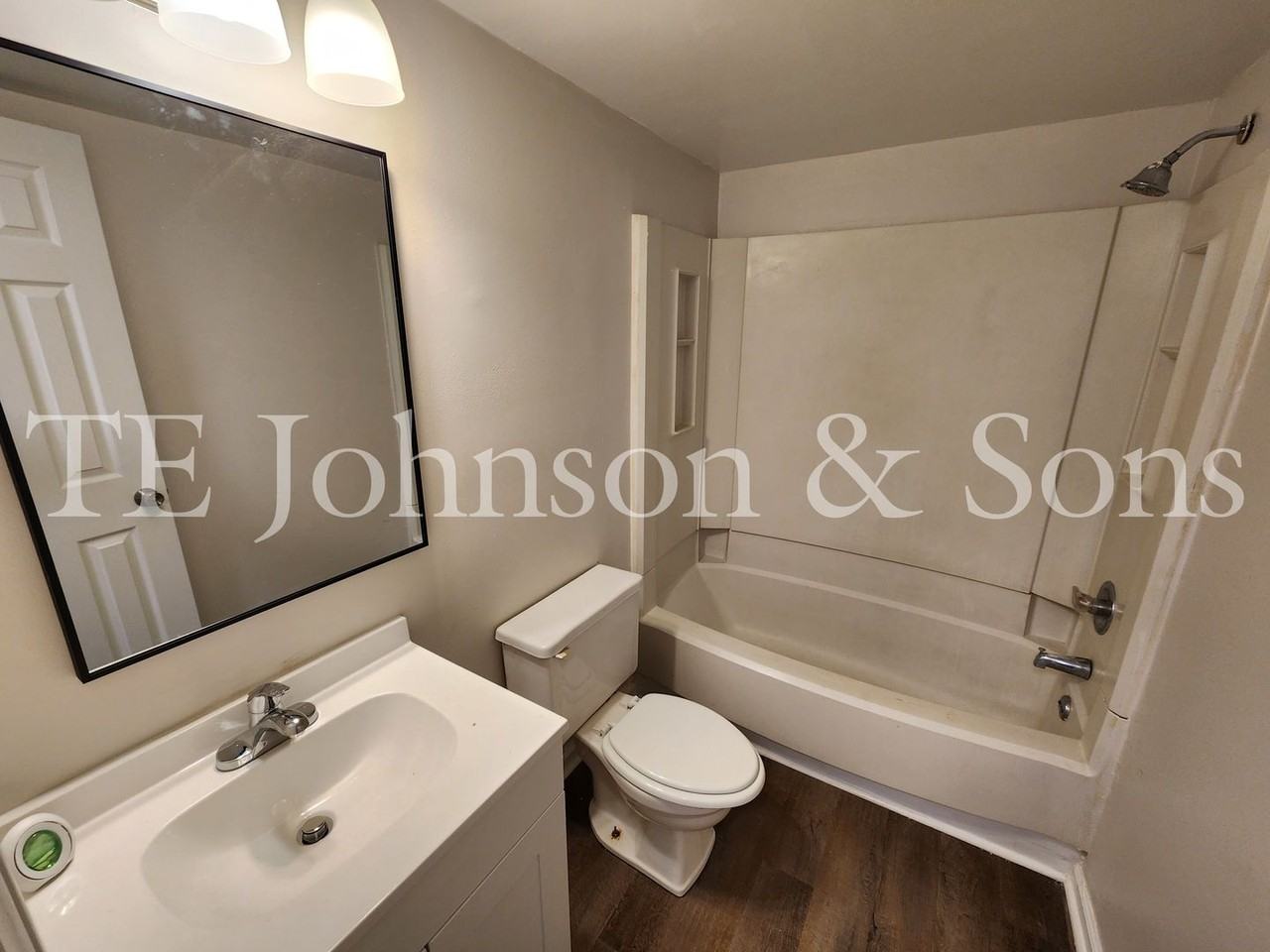 2571 Green Oaks Ct - Photo 6 of 9