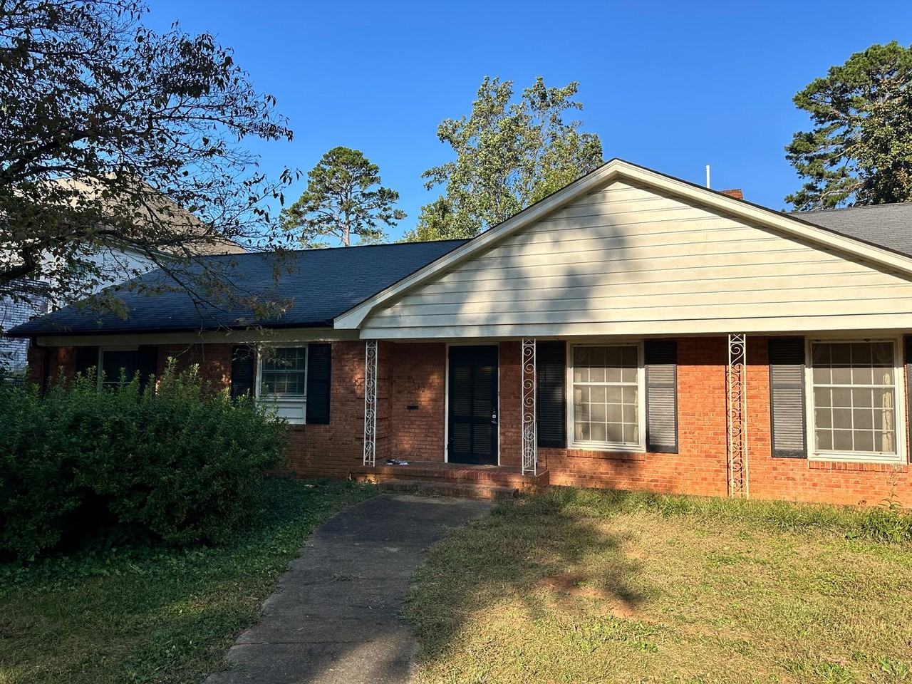 1532 Maryland Ave - Photo 2 of 16