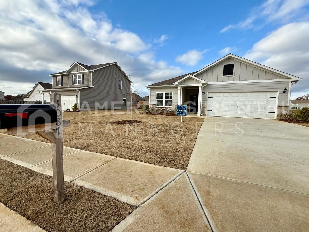 1087 Pilgrim Lane - Photo 3 of 27