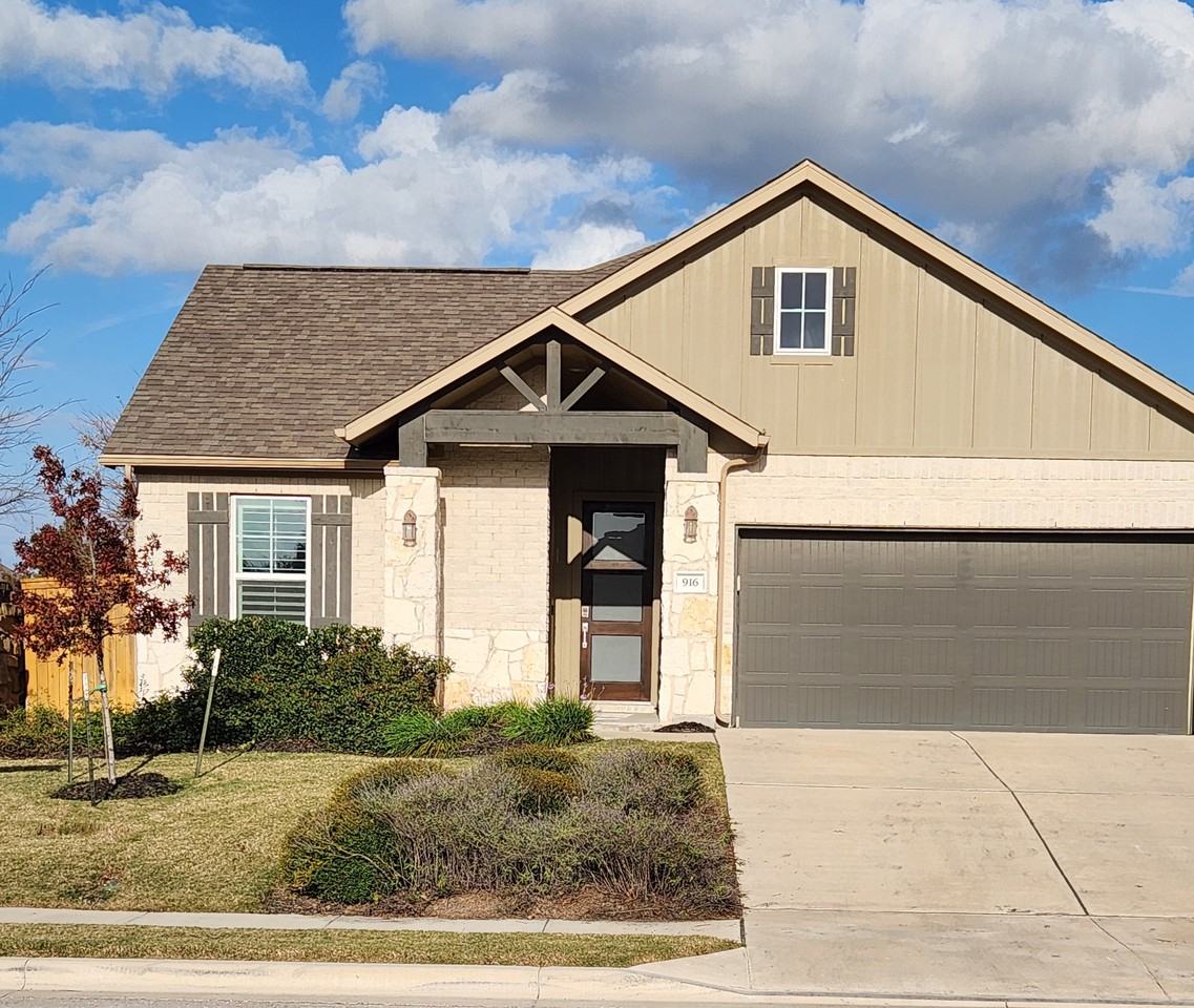 916 Paseo De Castana Way #NA - Photo 2 of 22