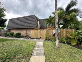 4039 Sandlewood Ln #4 - Photo 1 of 1