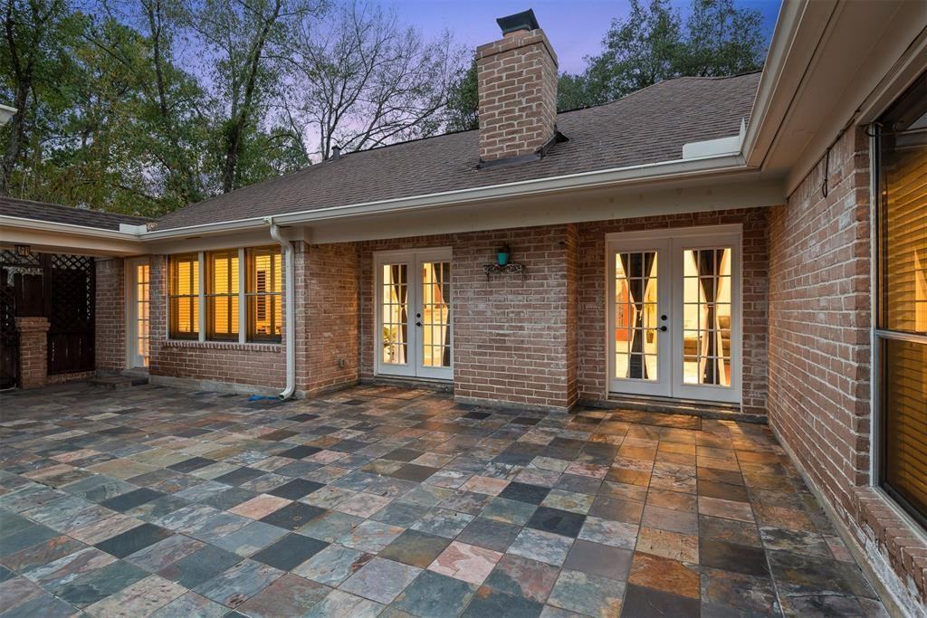 3615 Fairvalley Dr #NA - Photo 2 of 28