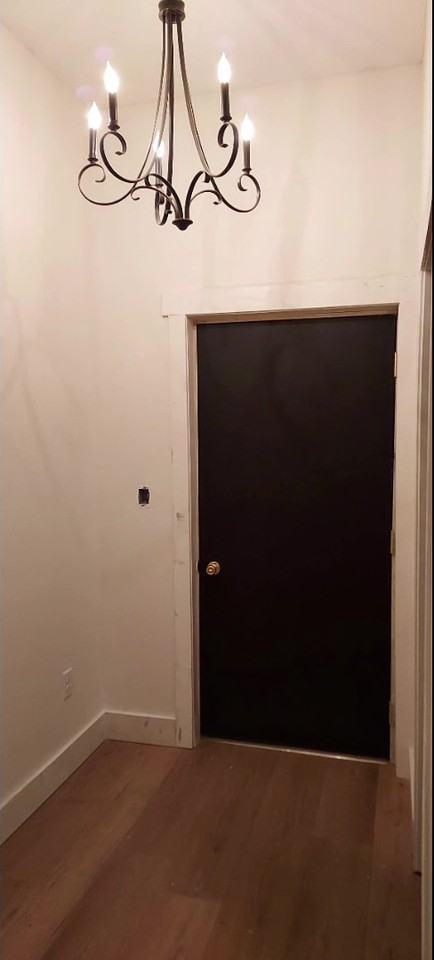 383 N Orchard Blvd #5 - Photo 2 of 14