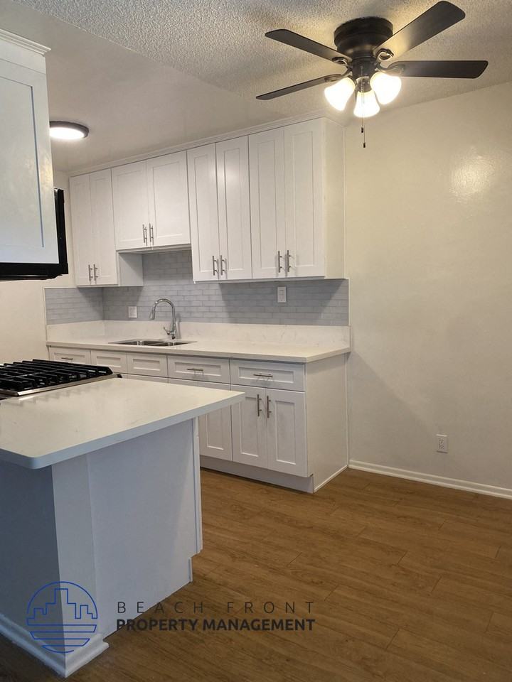 Buena Casa Apartments - Photo 3 of 16