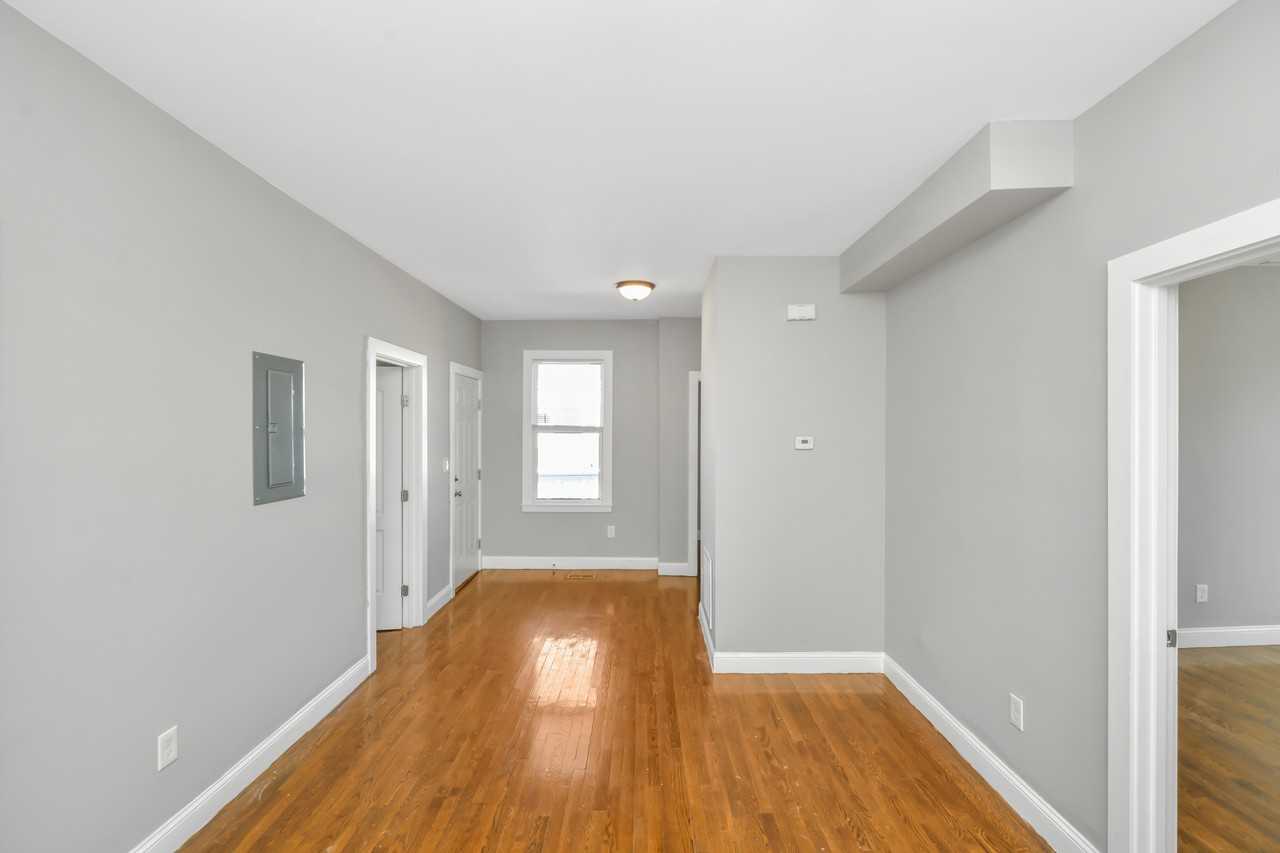 44 Arbutus Street #3 - Photo 3 of 20