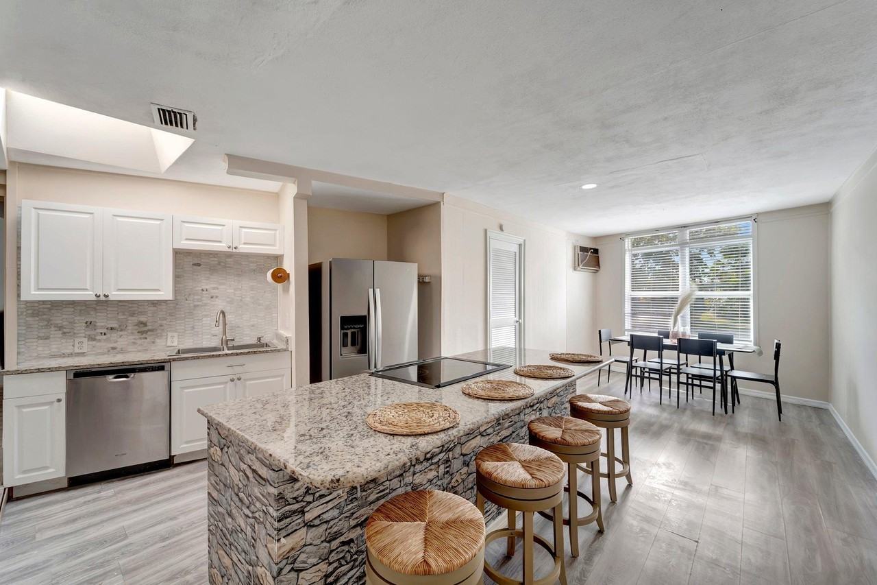 Felton Avenue - Photo 2 of 17