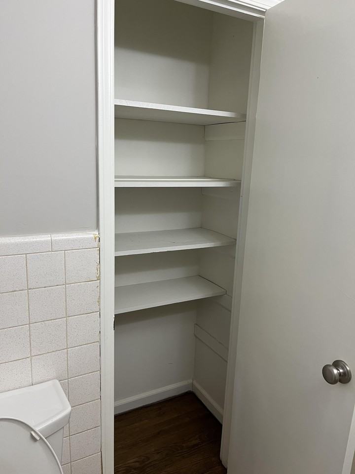 Cherokee Trails Drive Southwest - Photo 4 of 17