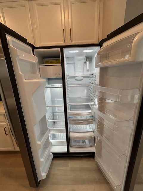 3503 Carnaby St - Photo 7 of 14