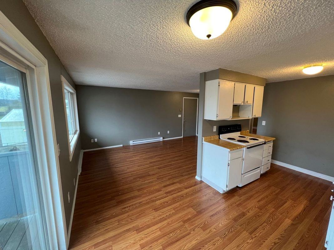 623 Se Russell St - Photo 2 of 12