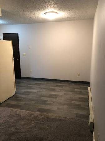 617 Se Russell St - Photo 3 of 5
