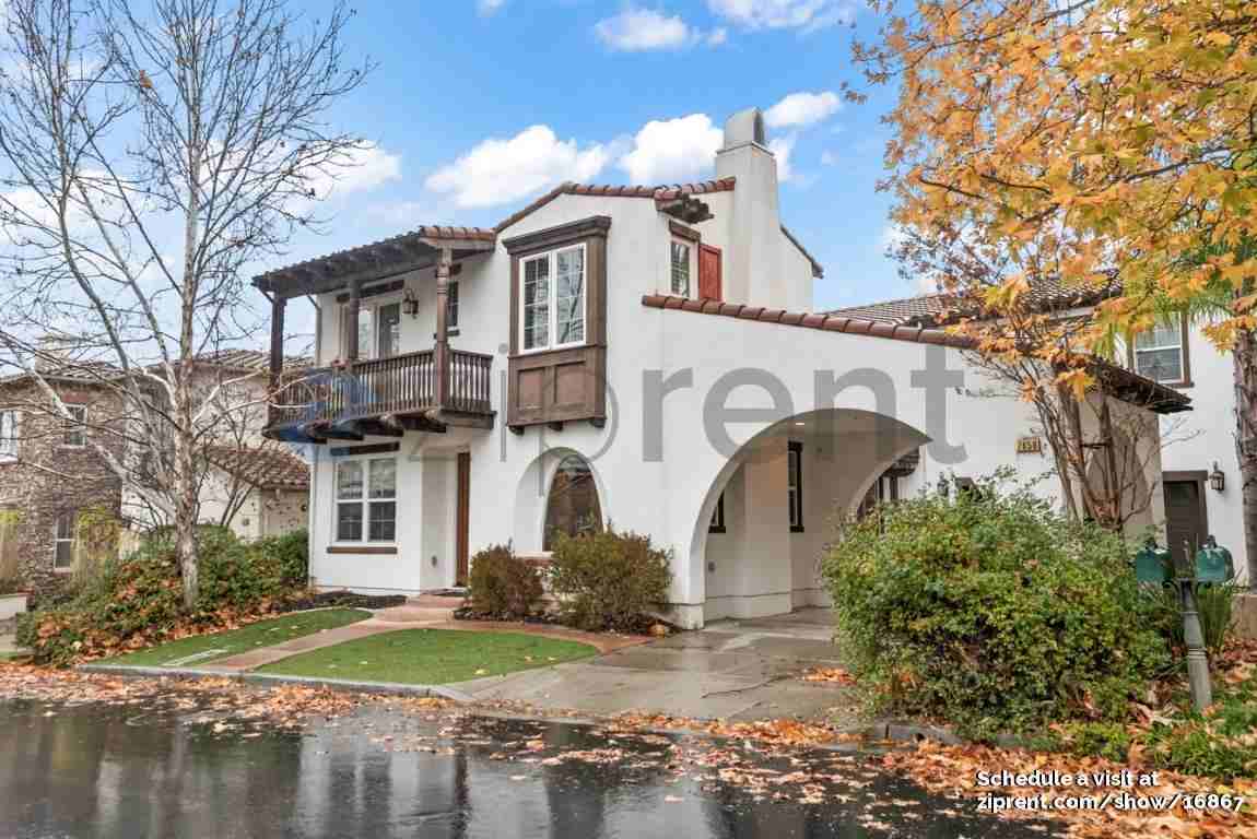 7656 Hackett Dr - Photo 2 of 25