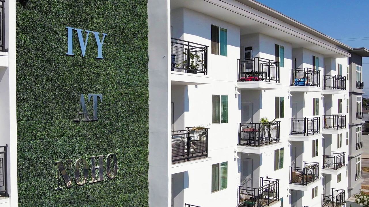 The Ivy at NOHO - Photo 2 of 9