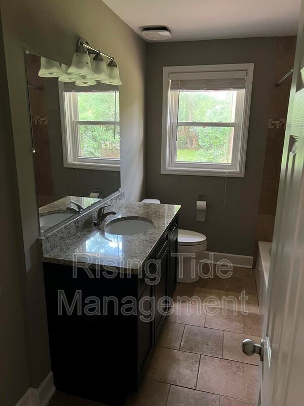 3714 Honeysuckle Rd - Photo 3 of 7