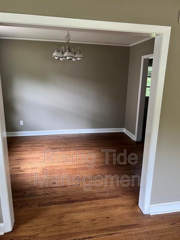 3714 Honeysuckle Rd - Photo 6 of 7