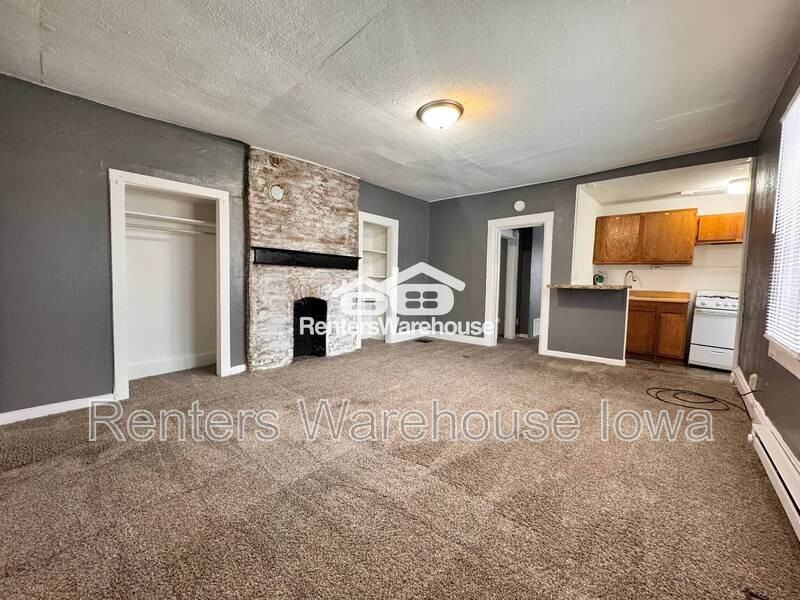 732 19th St #4 - Photo 4 of 10