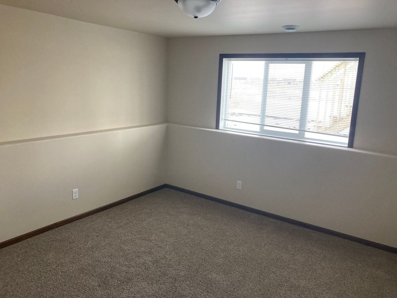 6461 19th St S - Photo 3 of 11