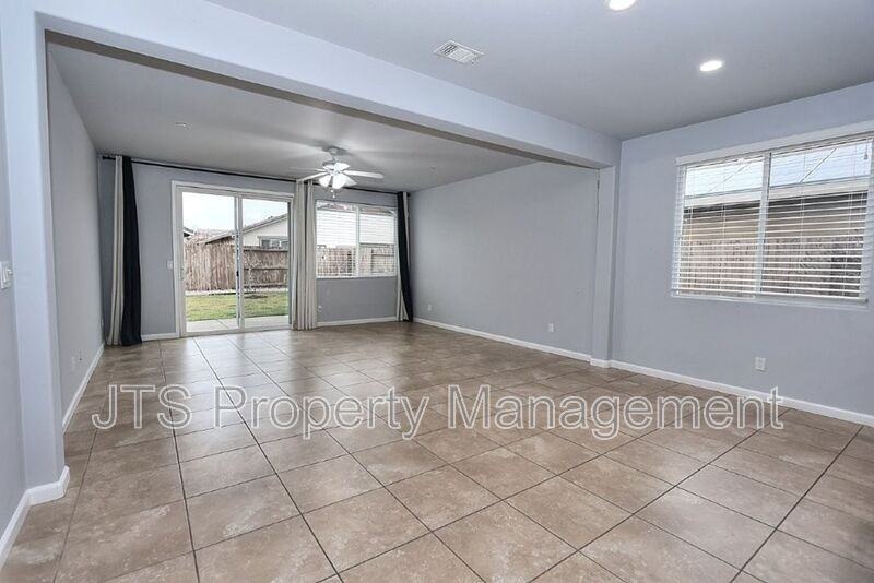 4086 Pinoche Peak Way - Photo 6 of 34