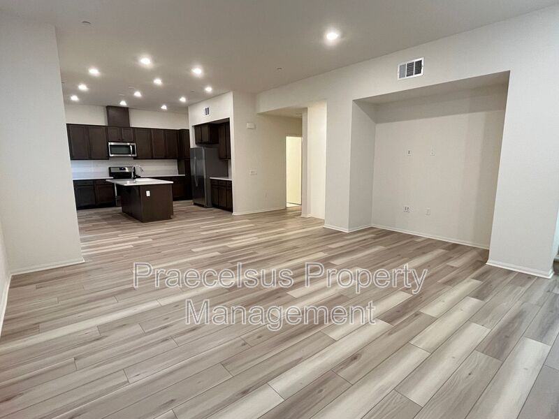 1475 Suwerte Ave #8 - Photo 2 of 21