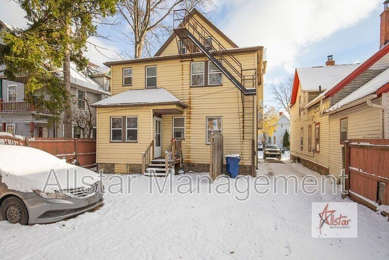 3786 West Blvd #3 - Photo 3 of 18