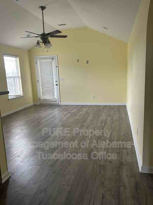 201 Wexford Way - Photo 5 of 30