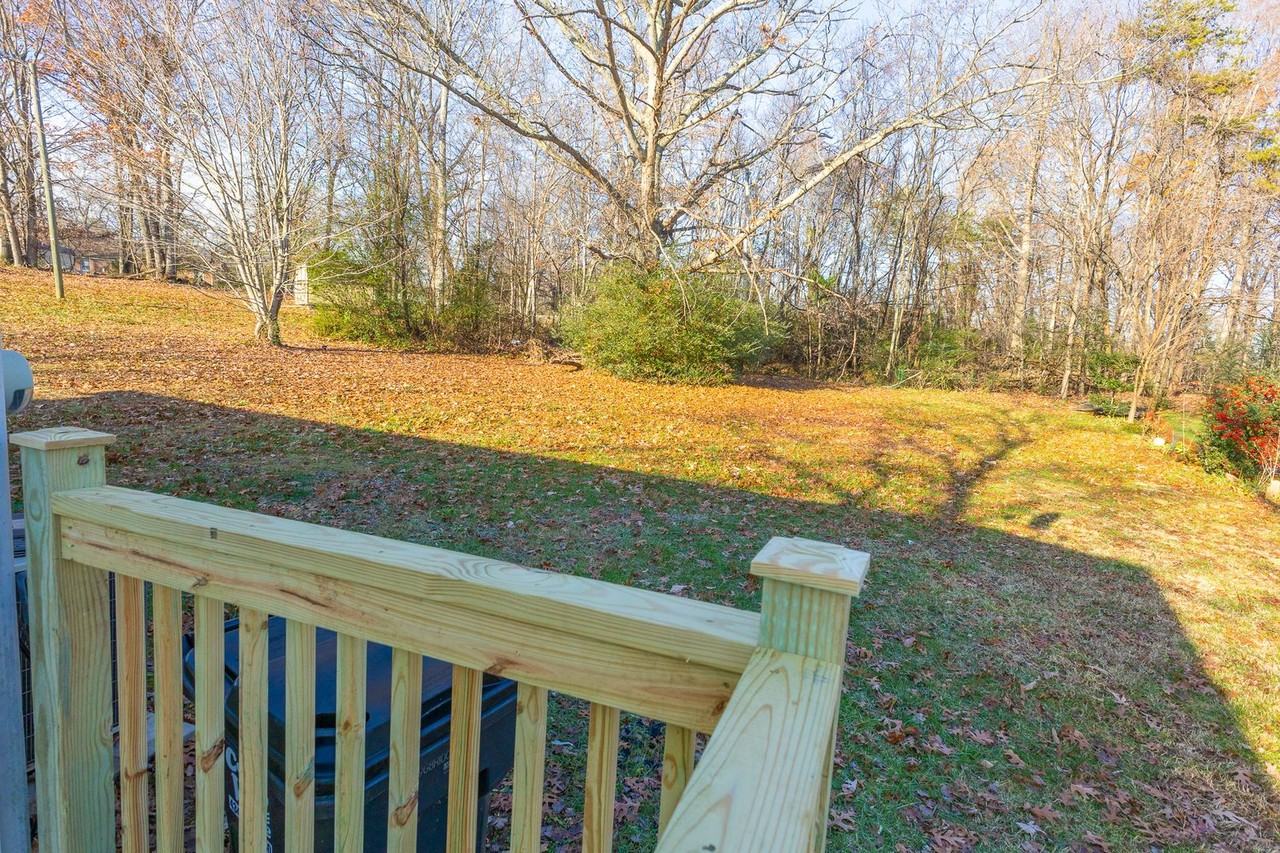 153 Izaak Rd - Photo 3 of 13