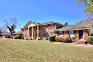 featured image of 120 Engleside St