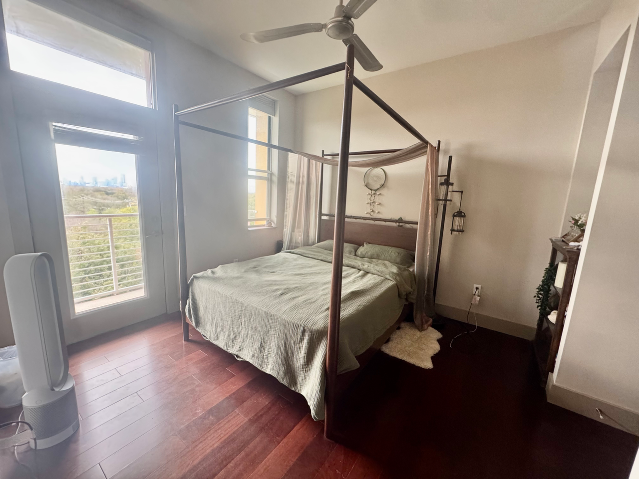 1320 Robert Browning St - Photo 3 of 25