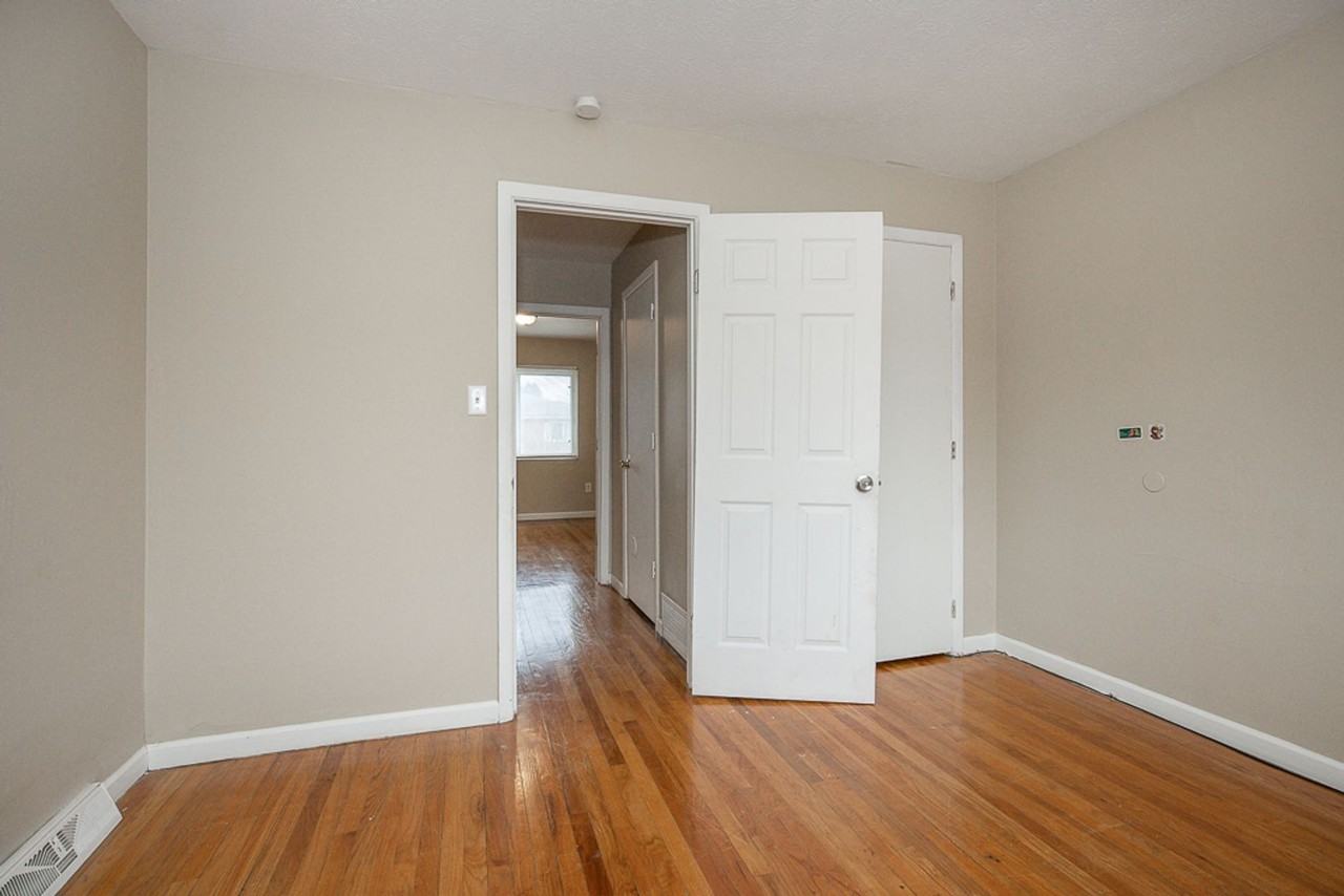 4871 Banbury Ct #25 - Photo 3 of 19
