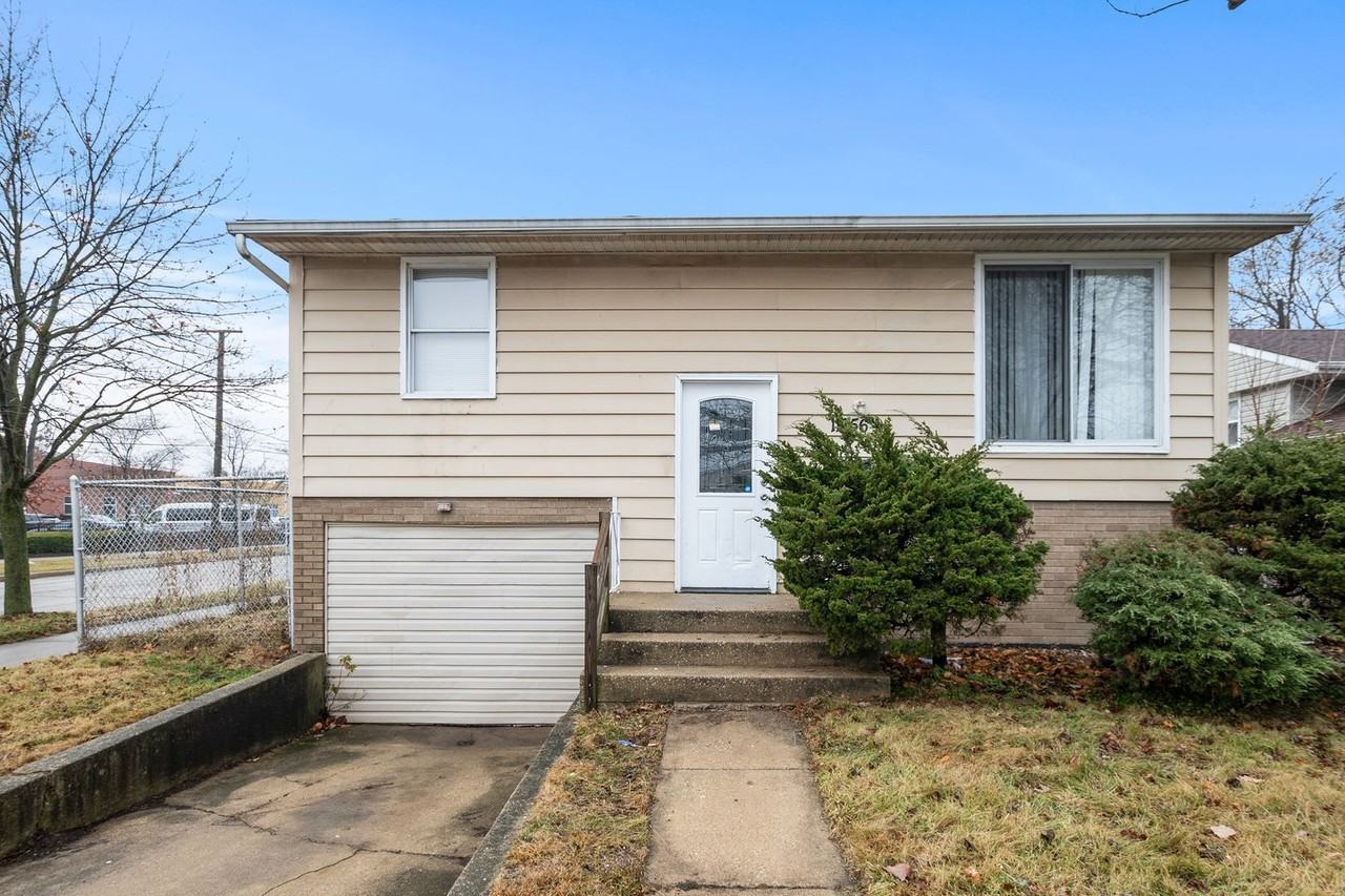 11756 S Racine Ave - Photo 2 of 15