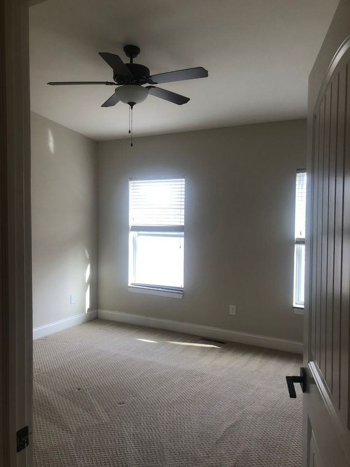 964 - Park Place Town Center - Photo 3 of 8