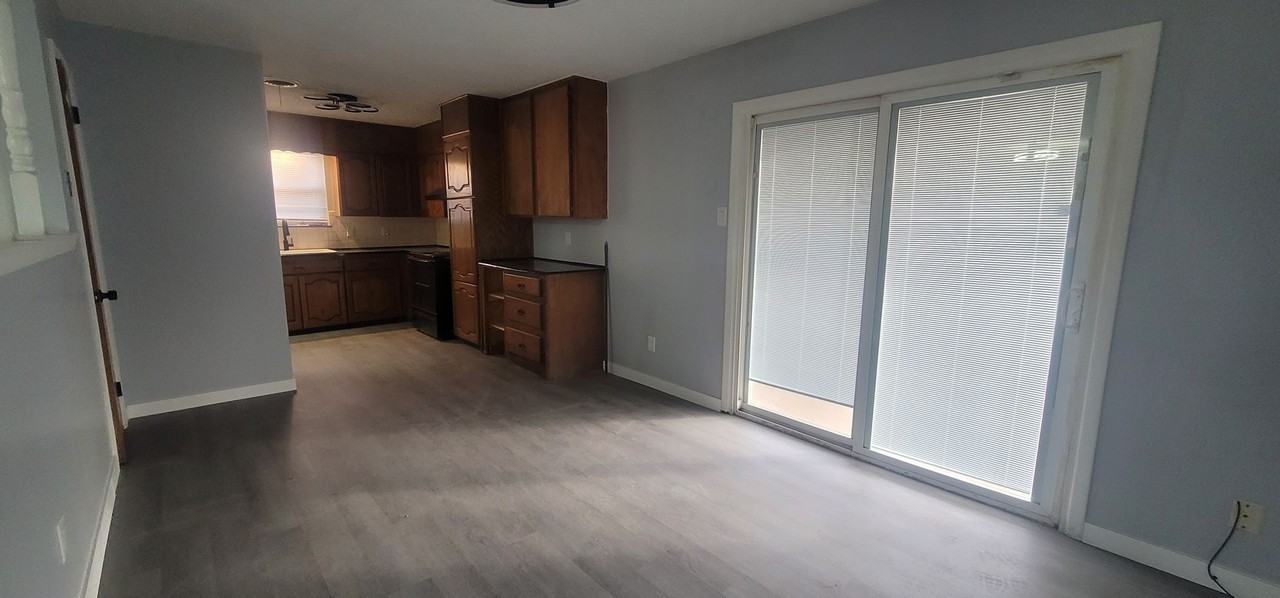 3102 Magnolia St - Photo 3 of 10