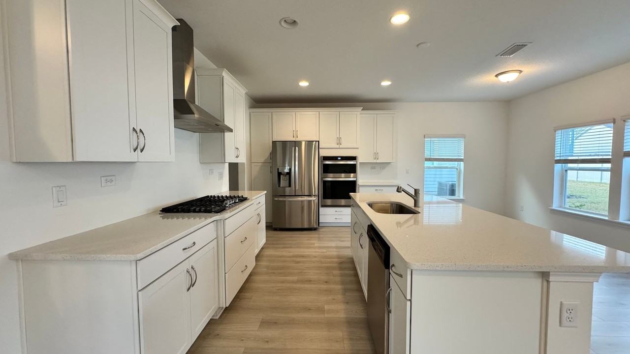 117 Crew Ct - Photo 7 of 27