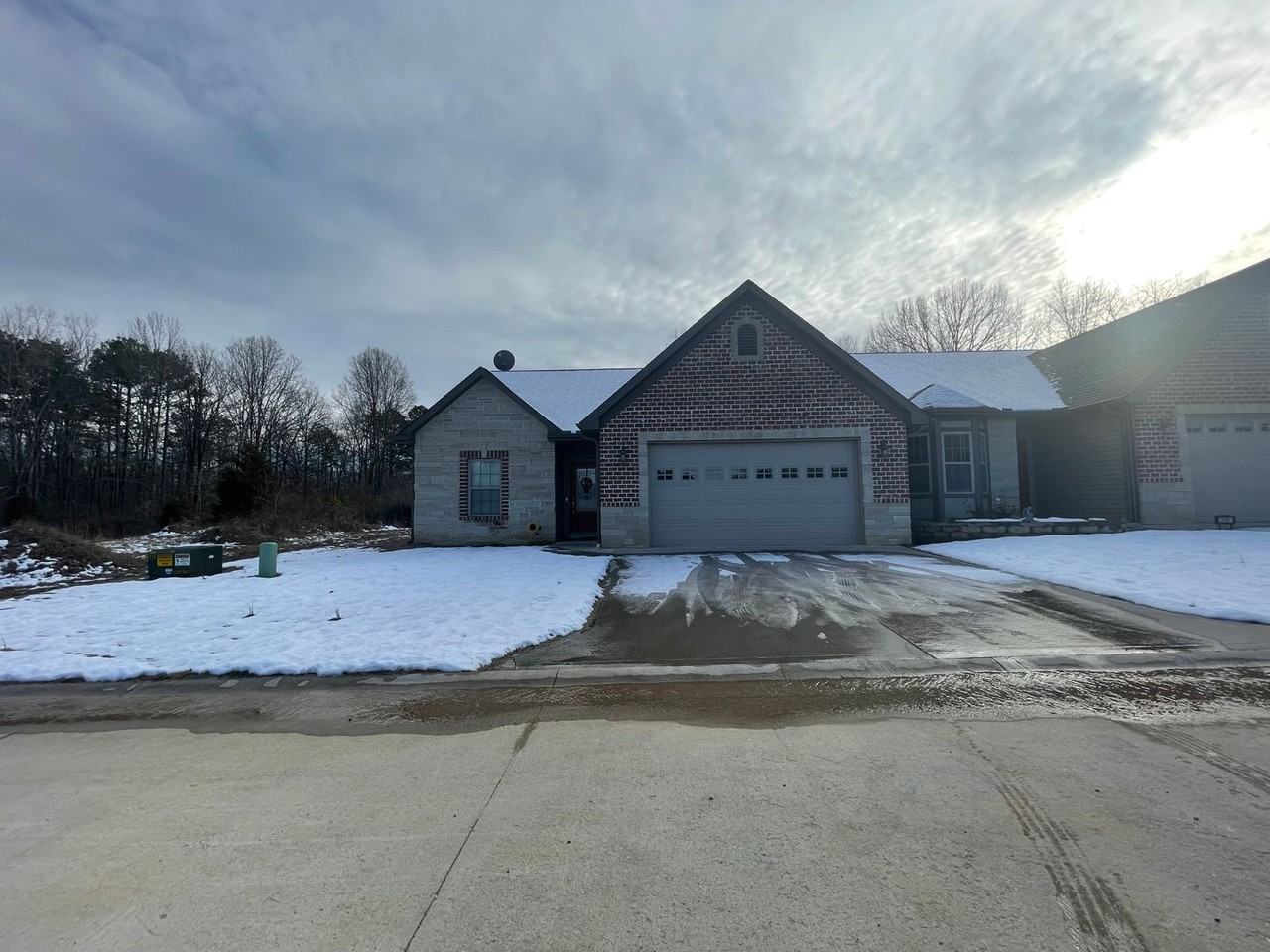 320 Deer Field Ridge Dr - Photo 2 of 14