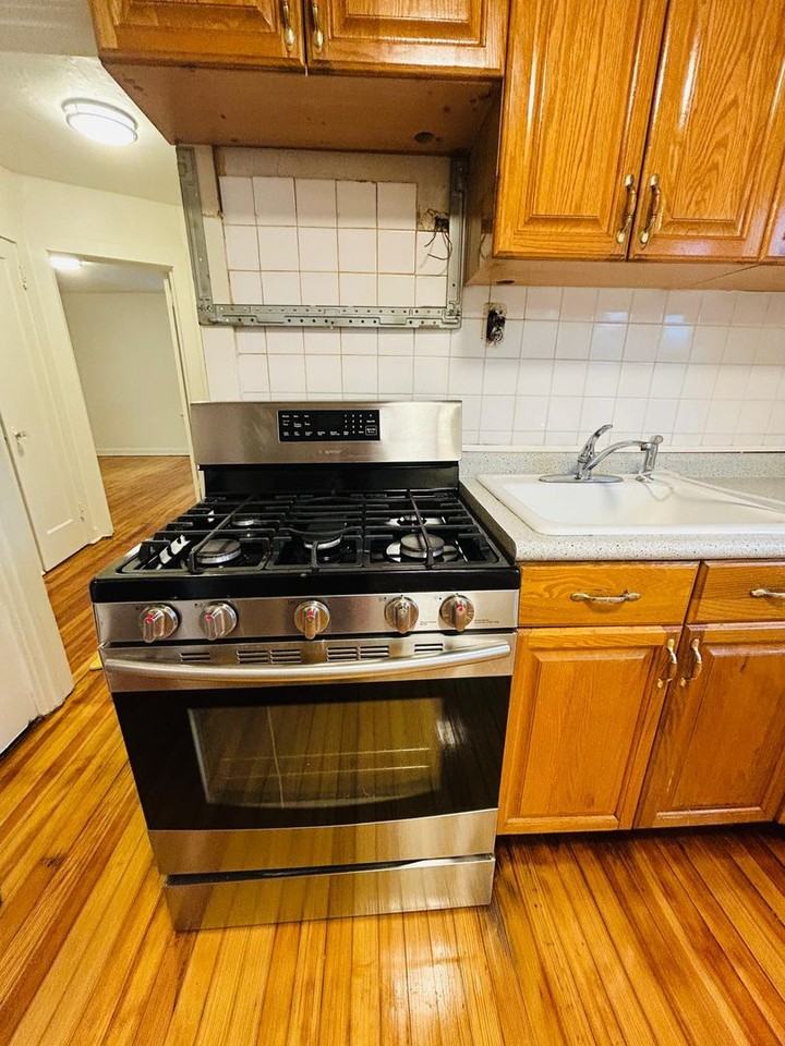101 Tiffany Pl - Photo 3 of 8