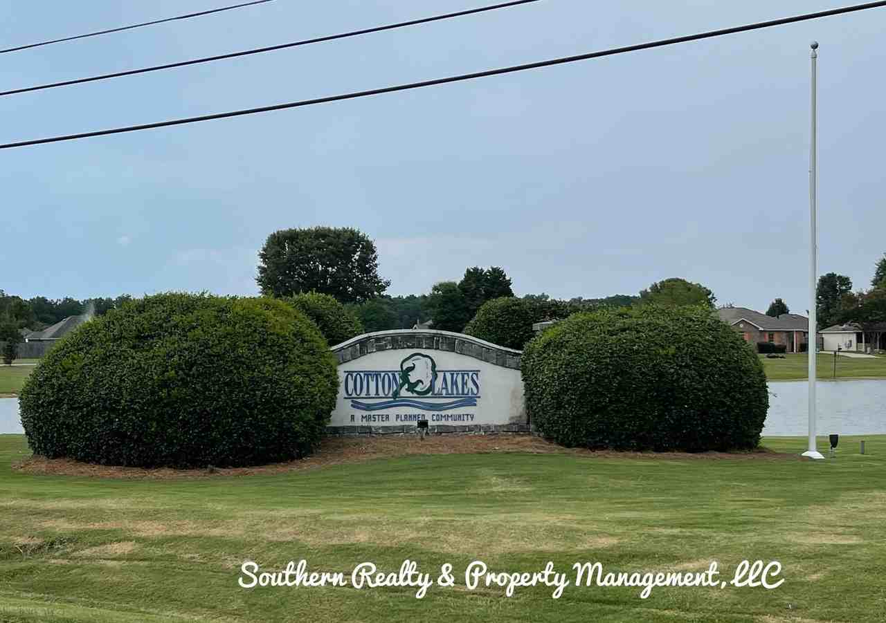 151 Barnes Ct - Photo 2 of 17